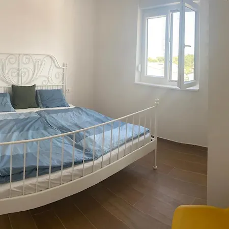 Daniela Family - Floor - New & Quite Location - Great Sea & Island View