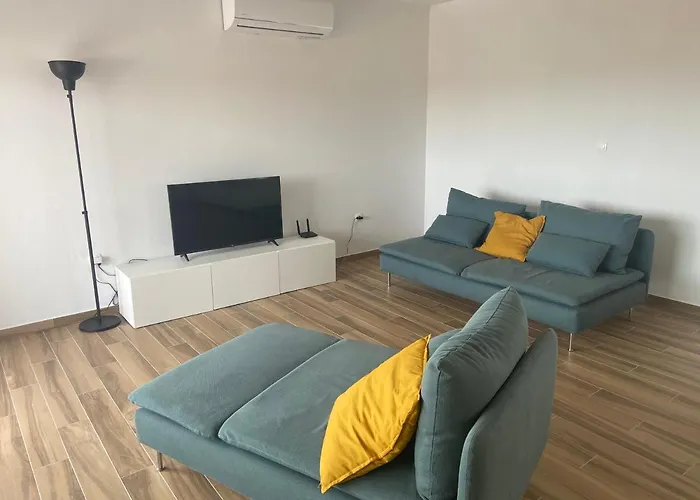 Daniela Family - Floor - New & Quite Location - Great Sea & Island View * Vir