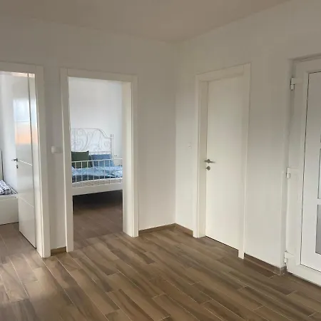 Апартаменты Daniela Family - Floor - New & Quite Location - Great Sea & Island View *